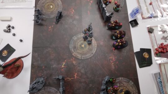 Spannende Duelle in Warhammer AoS, knifflige Fälle bei Black Stories und das Austesten von Commander Decks in Magic the Gathering!